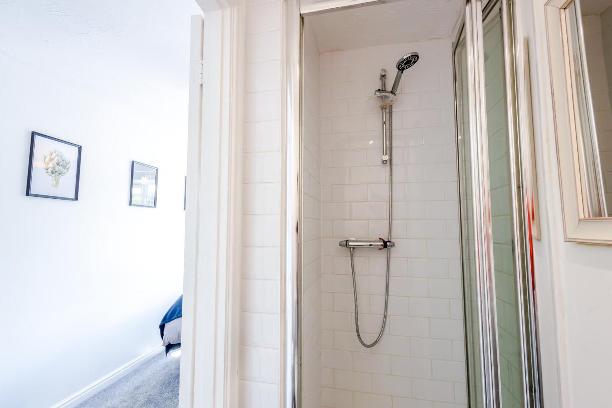 Hébergement de vacances Stylish 3br House - Free Parking - Fast Wi-fi - Long Bristol