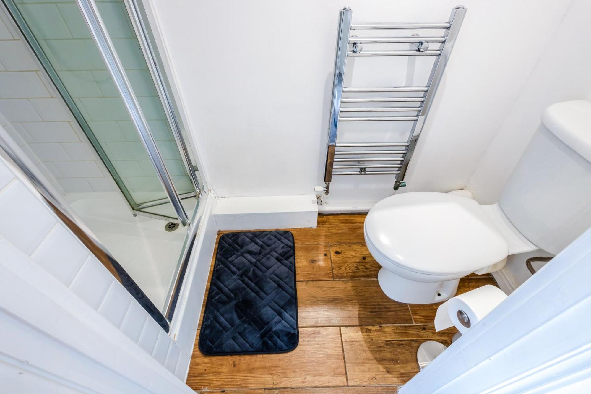 Hébergement de vacances Stylish 3br House - Free Parking - Fast Wi-fi - Long